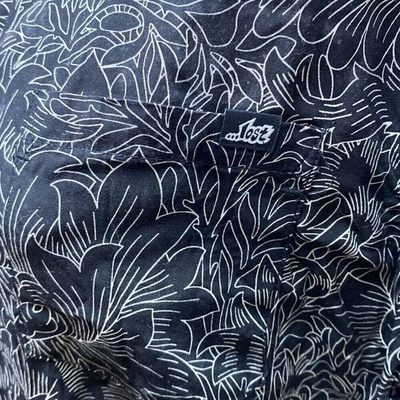 NWT Dead Stock ...lost men button down up Shirt Sz L black/white - Picture 4 of 9